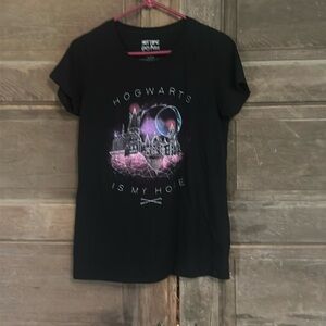Harry Potter Hogwarts Is My Home Geometric  T-Shirt Size Large Hot Topic‎